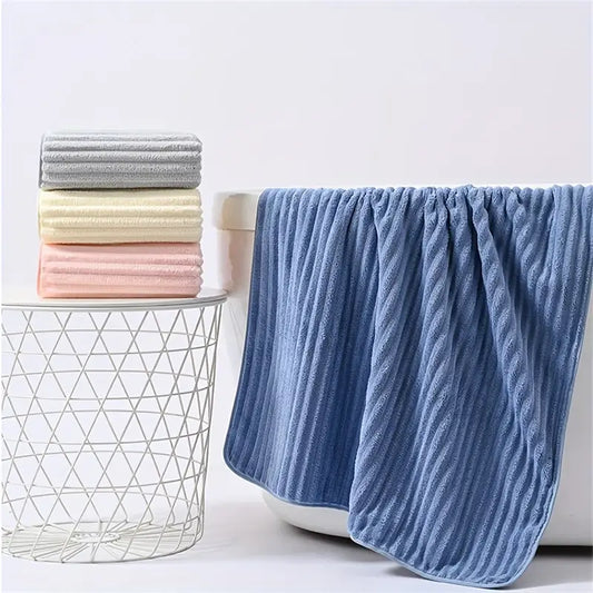 Fixora™ Microfiber 300 GSM Bath Towel